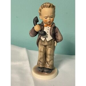 1950's  Vintage Figurine  Hummel Goebel "Hello"‎ #124/1 Made In Germany